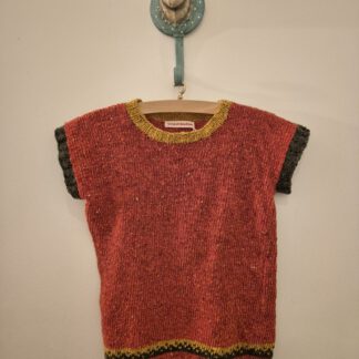 Pullunder mit Muster, Größe 104-110